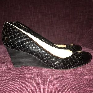 Black patent Tory Burch wedges